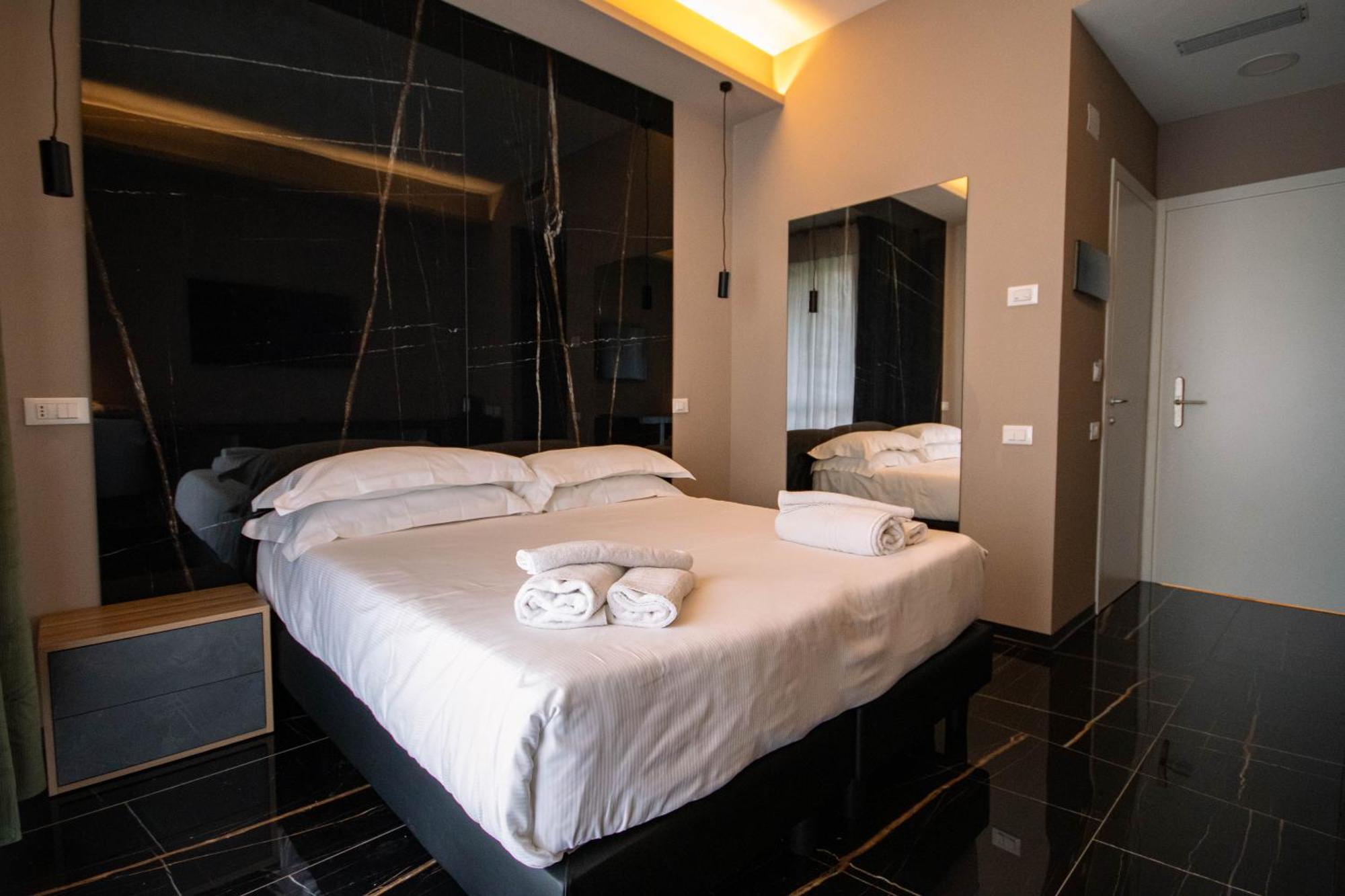 Emma Hotel Bologna Fiera غرانارولو ديلّيميليا المظهر الخارجي الصورة
