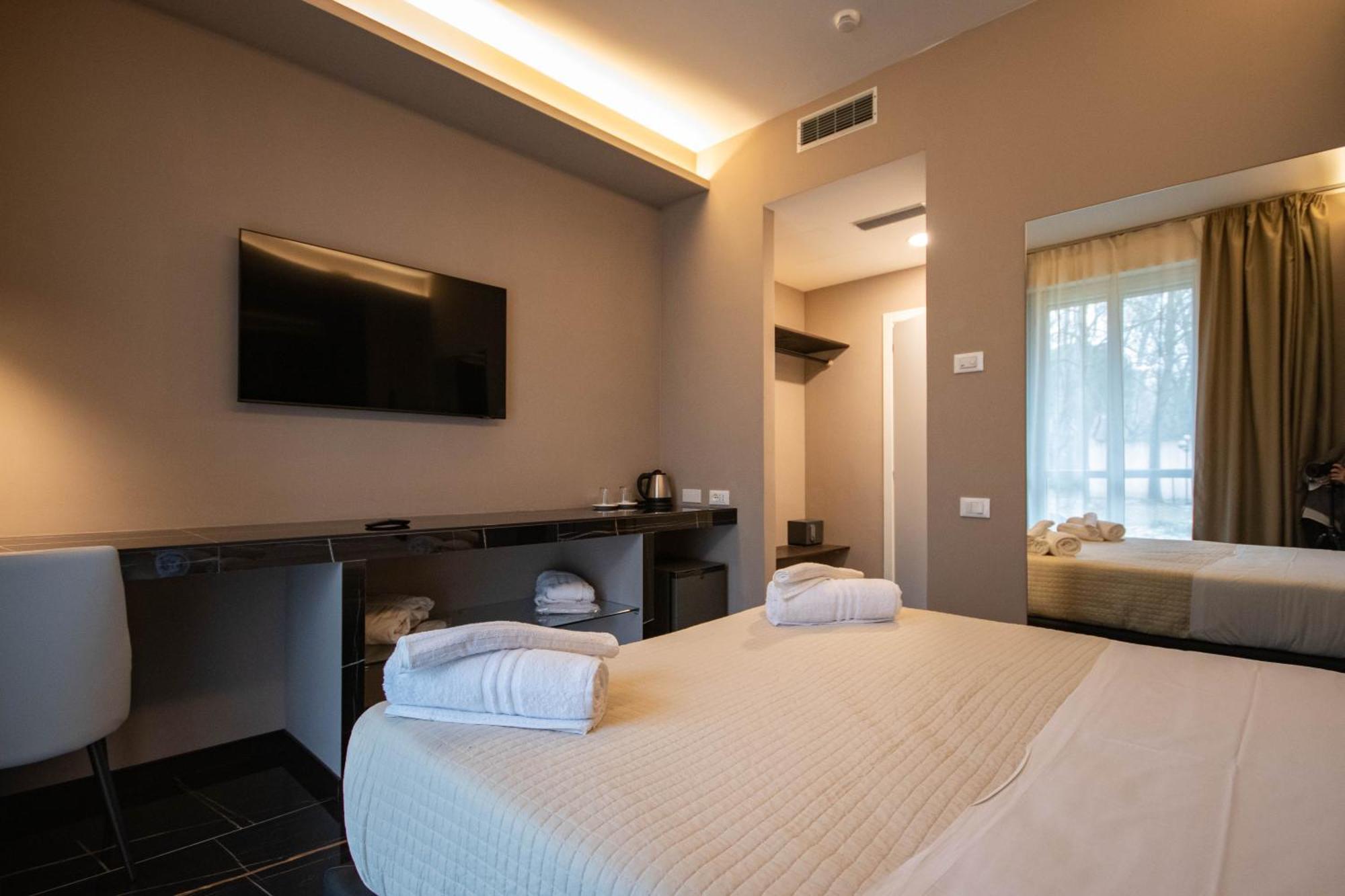 Emma Hotel Bologna Fiera غرانارولو ديلّيميليا المظهر الخارجي الصورة