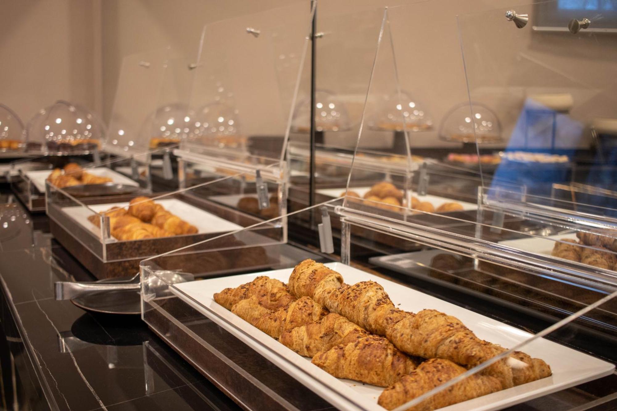 Emma Hotel Bologna Fiera غرانارولو ديلّيميليا المظهر الخارجي الصورة