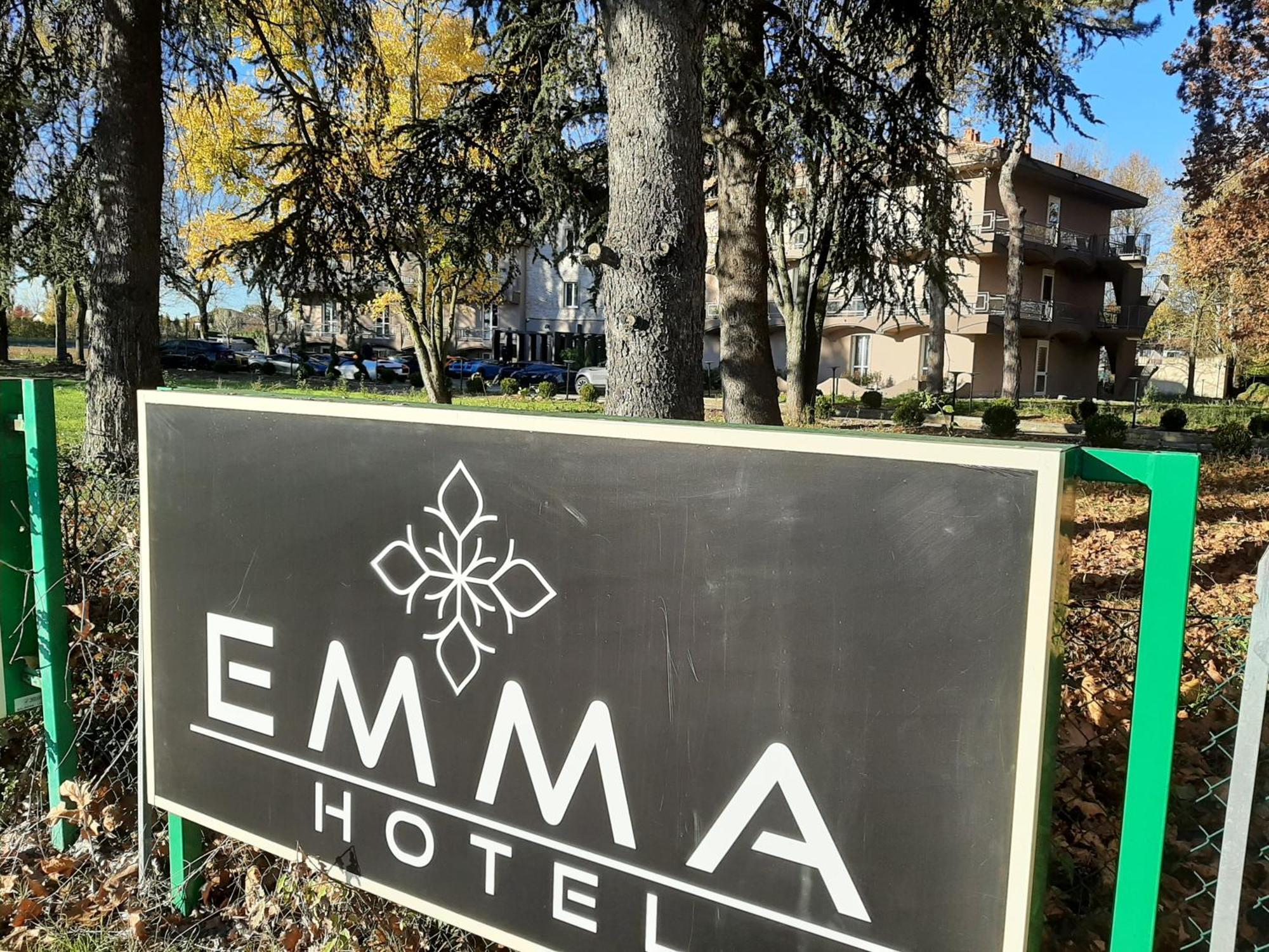 Emma Hotel Bologna Fiera غرانارولو ديلّيميليا المظهر الخارجي الصورة