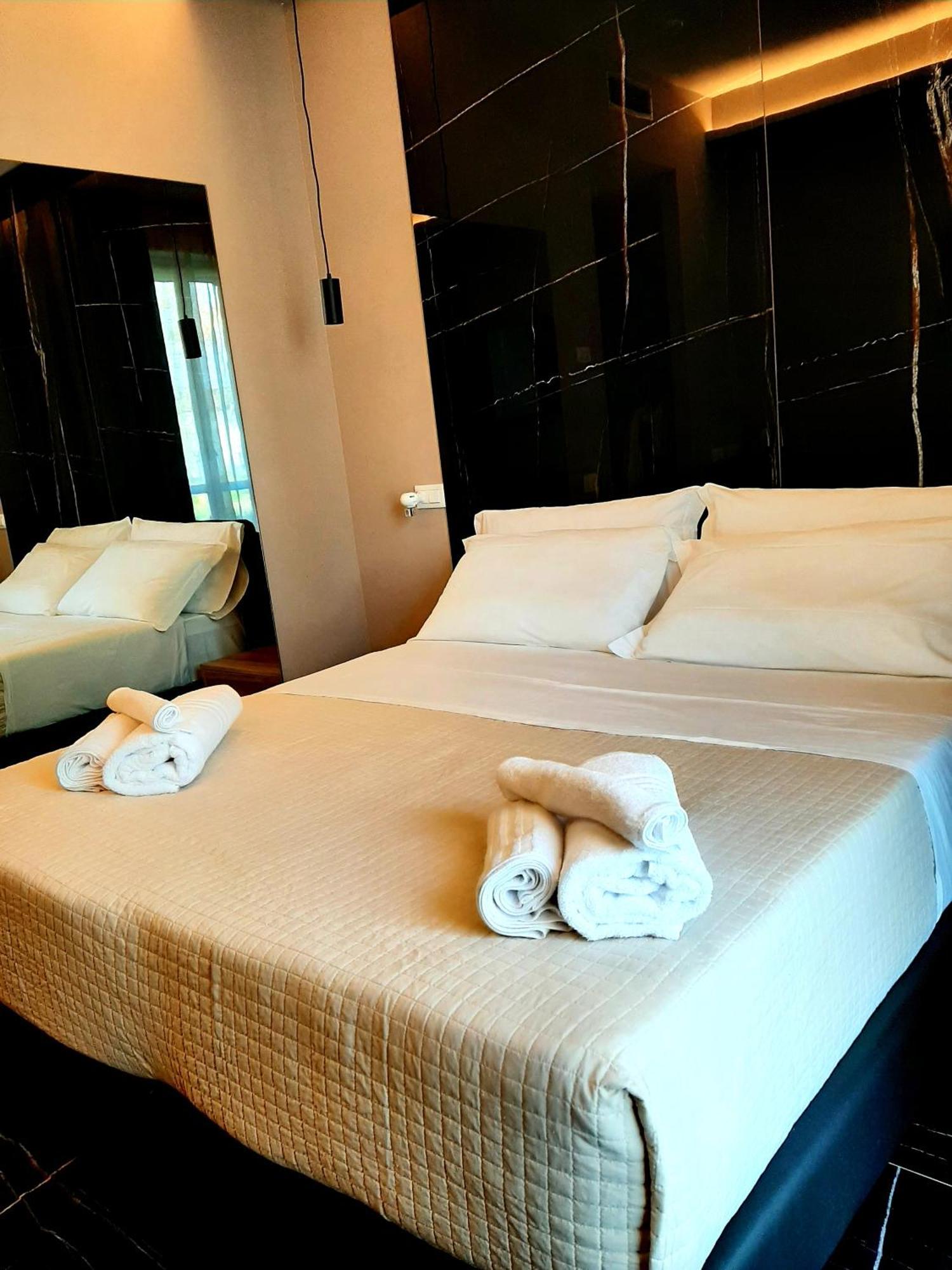 Emma Hotel Bologna Fiera غرانارولو ديلّيميليا المظهر الخارجي الصورة